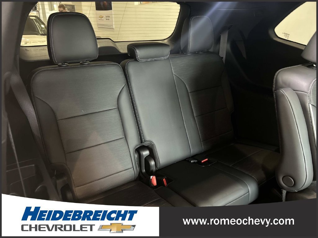 Used 2026 Buick Enclave Sport Touring w/ Power Package FWD image 39