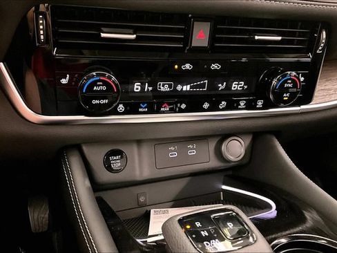 New 2026 Nissan Rogue Platinum AWD/4WD image 26