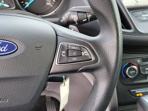 Used 2017 Ford Escape SE w/ Equipment Group 201A FWD image 24