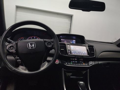 Used 2017 Honda Accord EX-L image 22