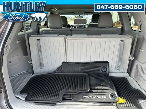 Used 2016 Toyota Highlander Plus image 13