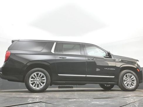 Used 2023 GMC Yukon XL SLT AWD/4WD image 52