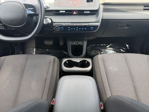 Used 2024 Hyundai Ioniq 5 SEL RWD image 12