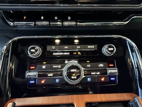 Certified 2024 Lincoln Navigator Reserve image 23