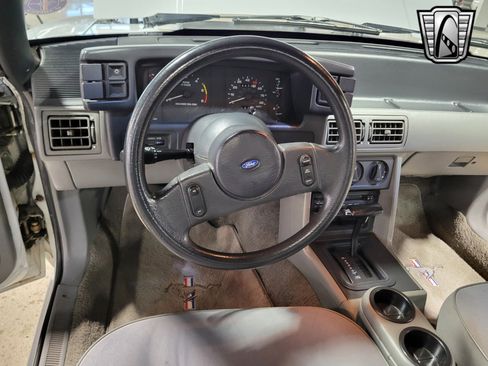 Used 1989 Ford Mustang LX image 20