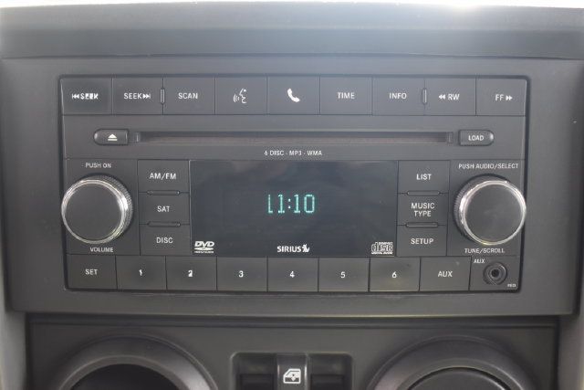 Used 2010 Jeep Wrangler Unlimited Rubicon AWD/4WD image 21