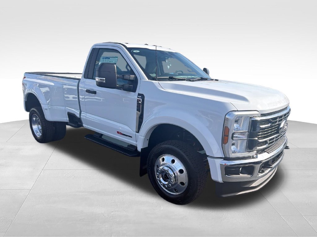 New 2027 Ford F450 XLT w/ FX4 Off-Road Package AWD/4WD image 7