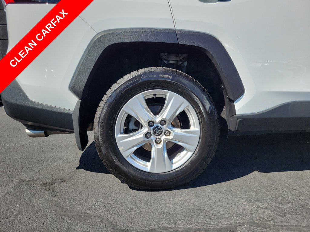 Used 2021 Toyota RAV4 XLE w/ Carpet Mat Package (TMS) FWD image 7