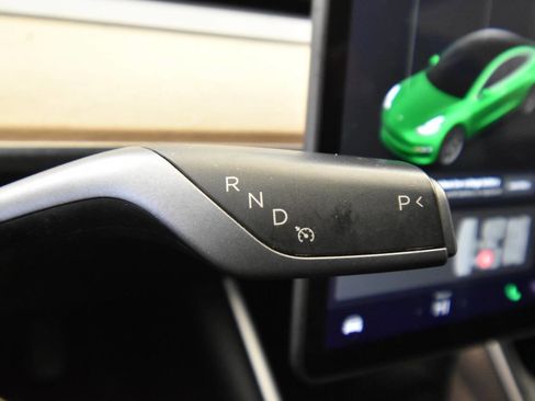 Used 2020 Tesla Model 3 Standard Range Plus image 16