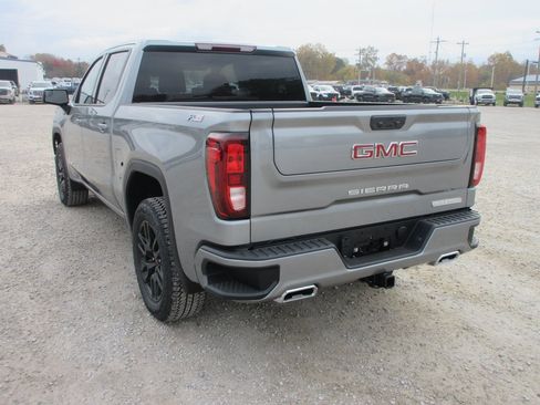New 2026 GMC Sierra 1500 Elevation image 9