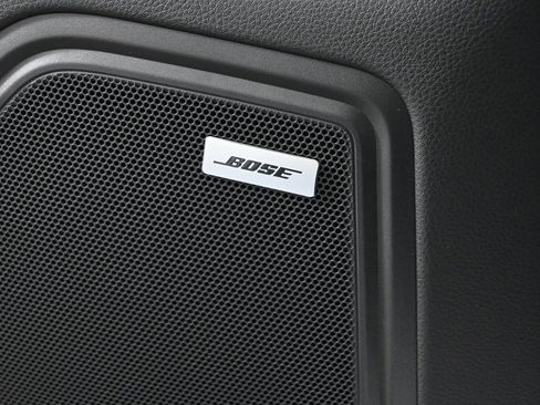 New 2026 Porsche Macan image 7