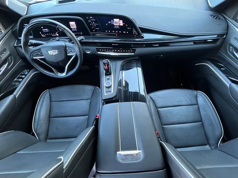 Used 2023 Cadillac Escalade Sport w/ LPO, ONYX Package image 16