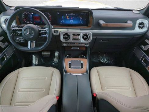 Used 2025 Mercedes-Benz G 550 image 18
