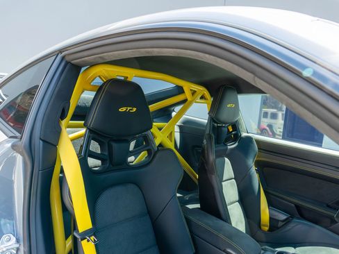 Used 2023 Porsche 911 GT3 RWD image 12
