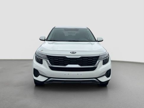 Used 2021 Kia Seltos LX AWD/4WD image 2
