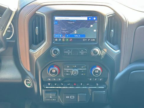 Used 2022 Chevrolet Silverado 3500 High Country w/ Z71 Off-Road Package image 21