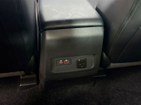 Used 2025 Nissan Frontier PRO-4X w/ Pro Premium Package image 30