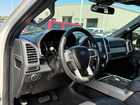 Used 2020 Ford F450 Platinum w/ FX4 Off-Road Package AWD/4WD image 4