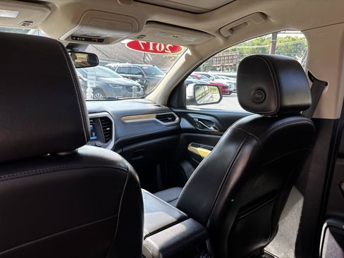 Used 2017 GMC Acadia Denali AWD/4WD image 21