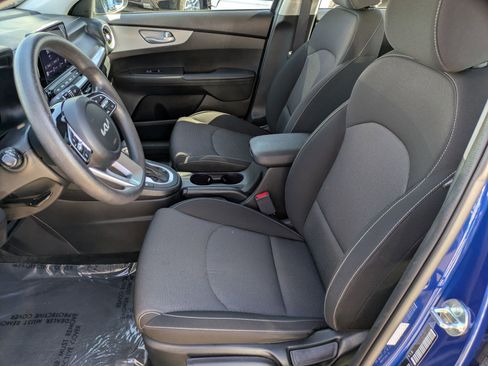 Used 2023 Kia Forte LXS image 21
