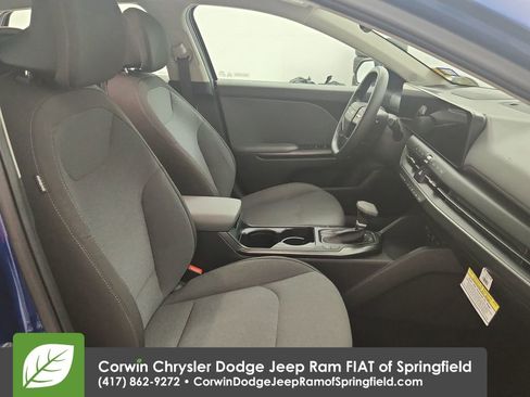 Used 2025 Kia K4 FWD image 30
