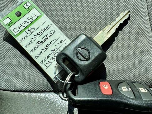 Used 2018 Nissan NV 3500 S image 41