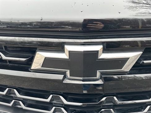 Used 2024 Chevrolet Silverado 1500 RST image 10