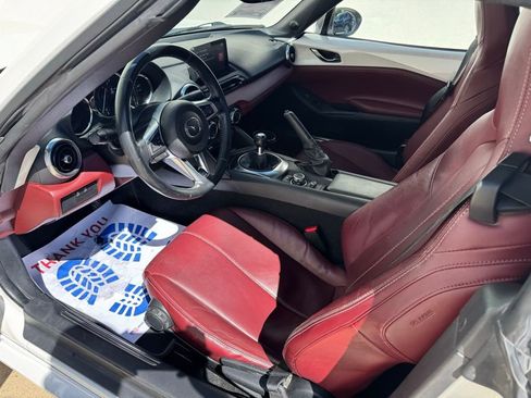 Used 2020 MAZDA MX-5 Miata RF Grand Touring image 11