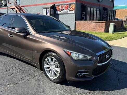 Used 2017 INFINITI Q50 3.0t Premium w/ Driver Assistance Package AWD/4WD image 4