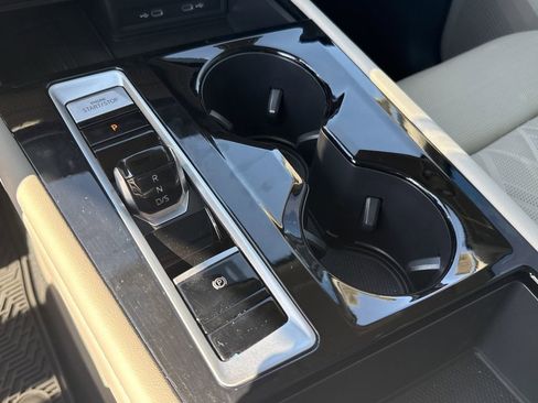 New 2025 Volkswagen Atlas SEL Premium R-Line image 21