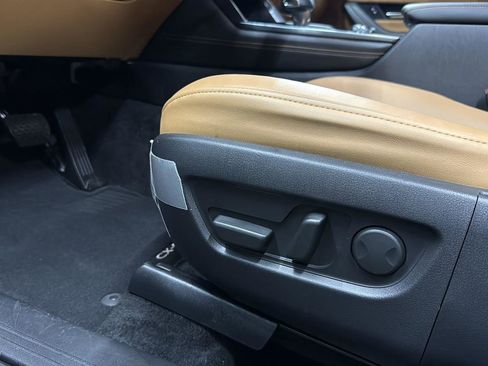 Used 2024 MAZDA CX-90 3.3 Turbo S w/ Premium Plus image 11