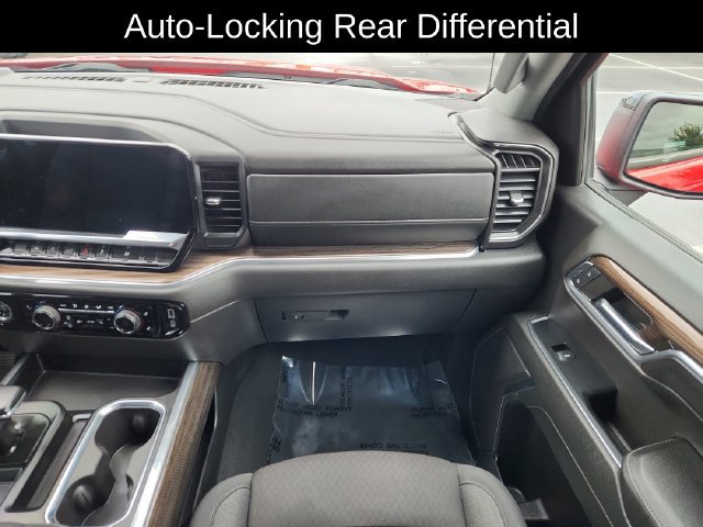 Used 2023 Chevrolet Silverado 1500 RST AWD/4WD image 24