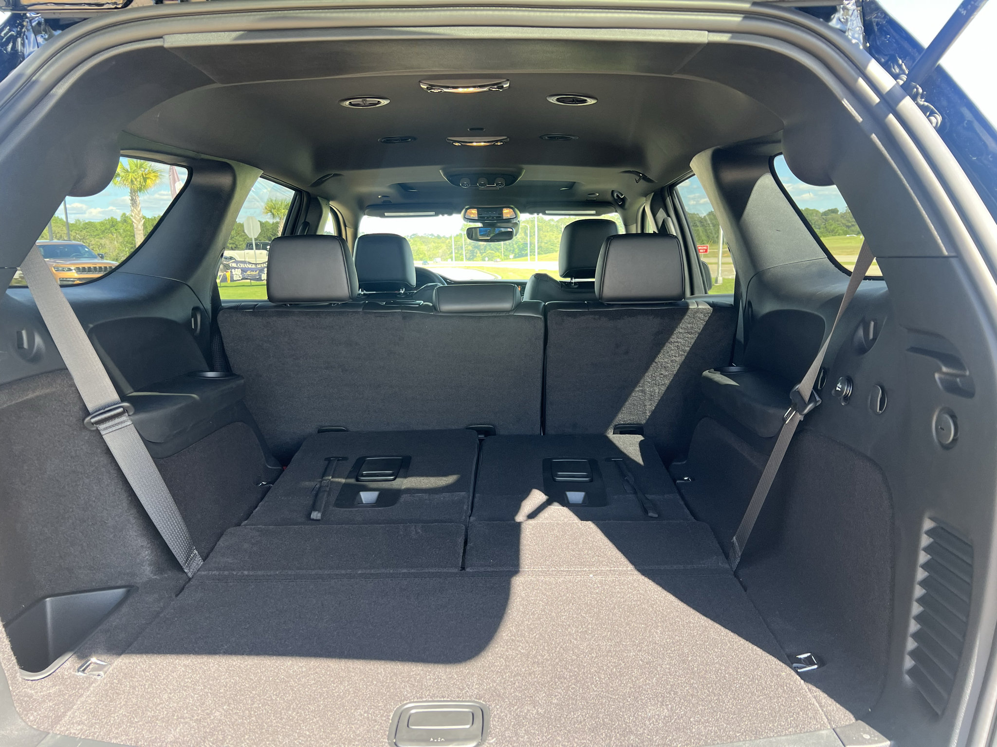 New 2027 Dodge Durango R/T w/ Blacktop Package AWD/4WD image 13