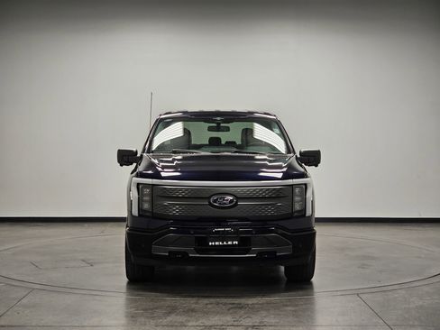 Used 2023 Ford F150 Lightning XLT image 3