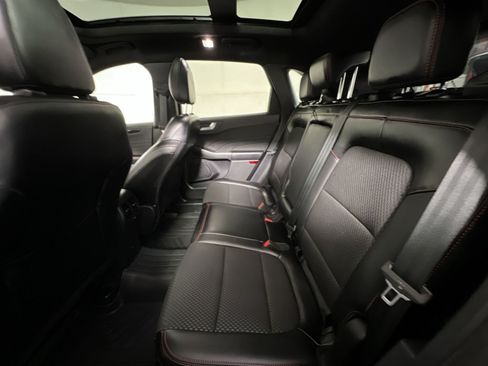 Used 2023 Ford Escape ST-Line w/ Tech Pack #1 AWD/4WD image 25