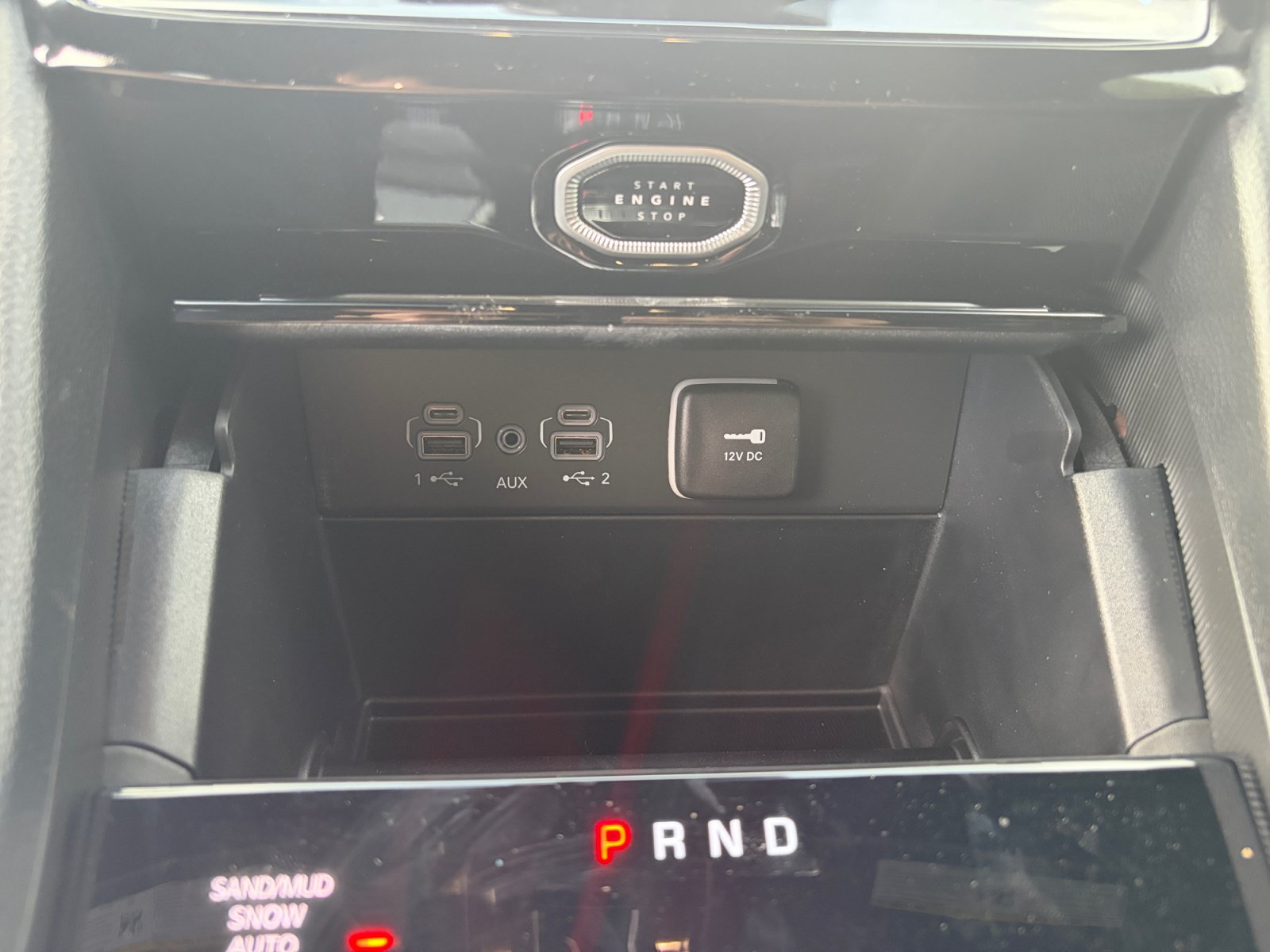 New 2026 Jeep Grand Cherokee Limited w/ Trailer Tow Package AWD/4WD image 26