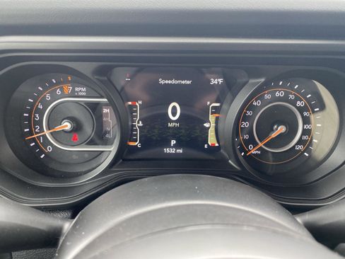 Used 2025 Jeep Gladiator High Tide image 20