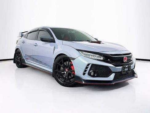 Used 2019 Honda Civic Type R image 1