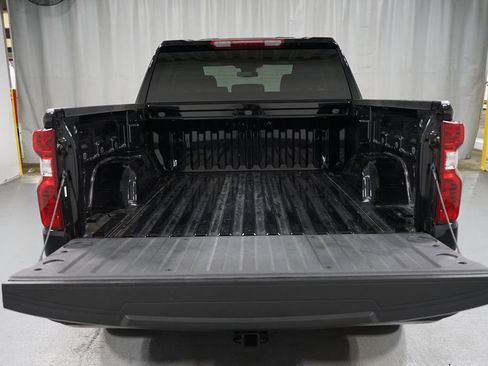 Used 2024 Chevrolet Silverado 1500 Custom image 30