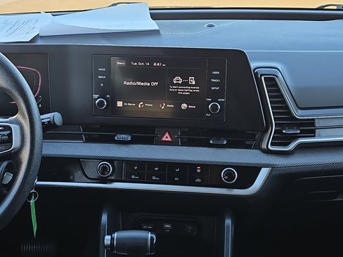 Used 2024 Kia Sportage LX image 22