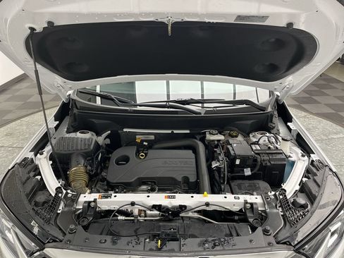 Certified 2023 GMC Terrain SLT image 28