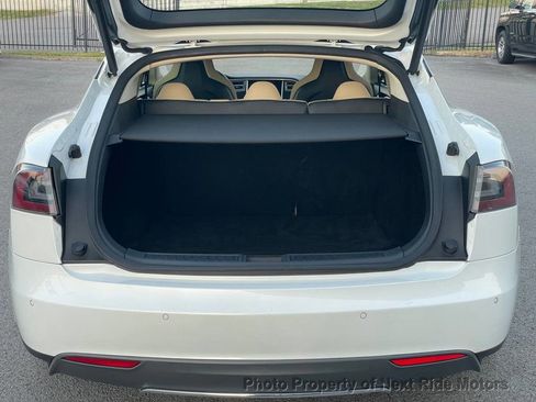 Used 2014 Tesla Model S 85 RWD image 22