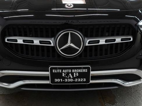Used 2025 Mercedes-Benz GLA 250 4MATIC w/ Winter Package image 38