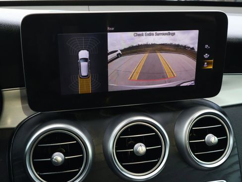 Used 2022 Mercedes-Benz GLC 300 image 27