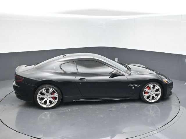 Used 2017 Maserati GranTurismo Sport RWD image 42