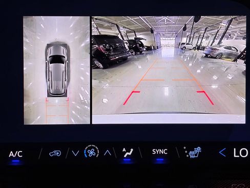 New 2026 Chevrolet Traverse Z71 image 29