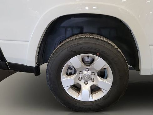 Used 2025 RAM 1500 Big Horn image 34