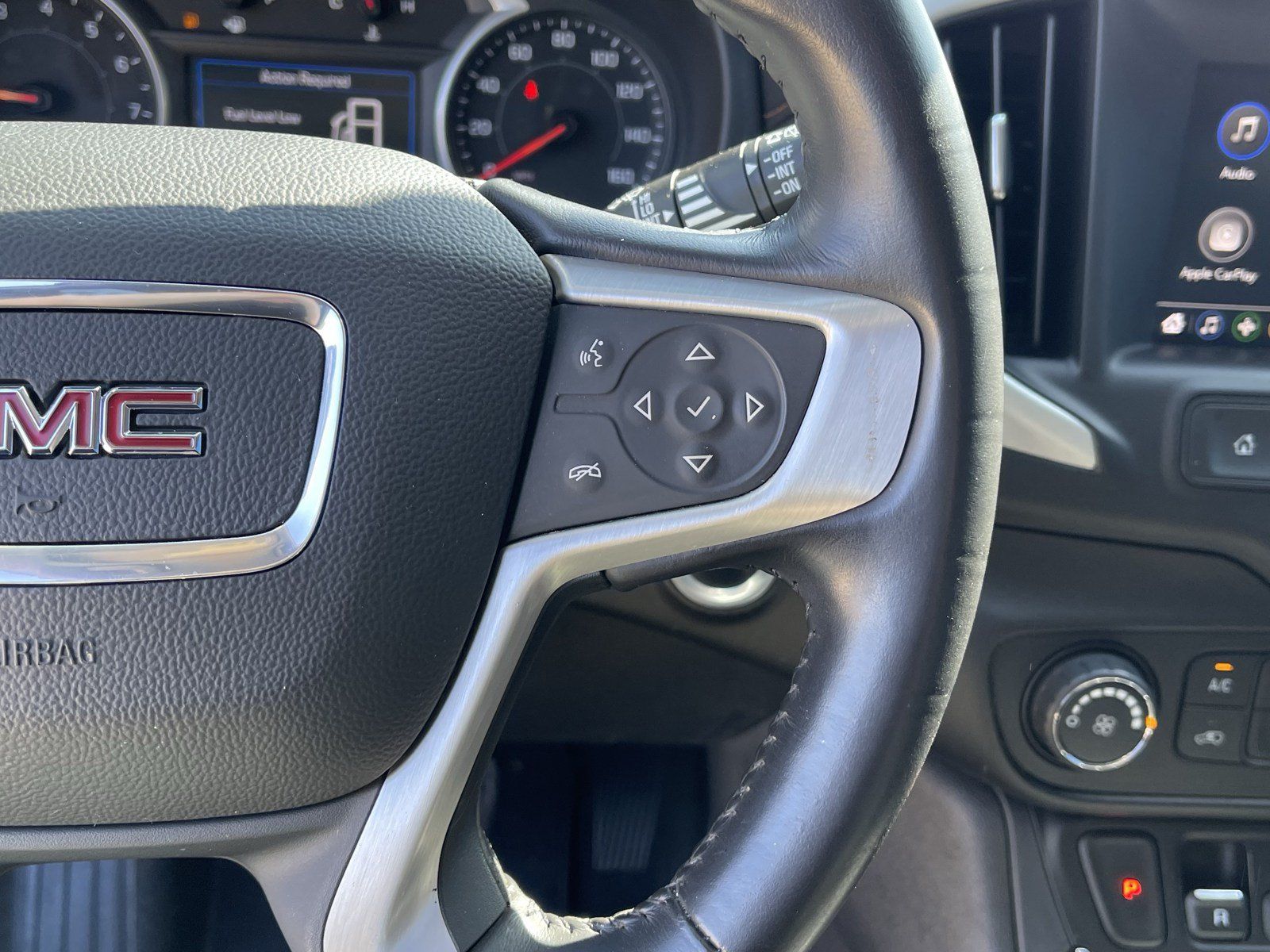 Used 2020 GMC Terrain SLE w/ Elevation Edition AWD/4WD image 21