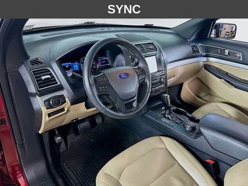 Used 2016 Ford Explorer XLT w/ Equipment Group 202A image 19