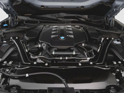 New 2026 BMW 760i xDrive AWD/4WD image 8